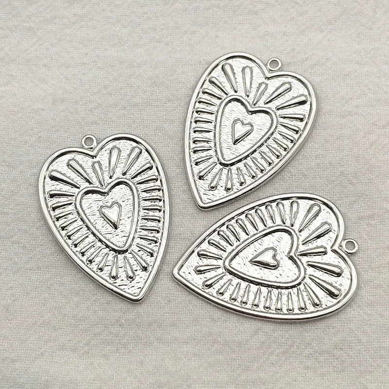 100pcs Brass Heart Charm Pendants for Jewelry DIY