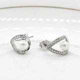 Natural Freshwater Pearl Stud Earrings - Retro Cubic Zirconia