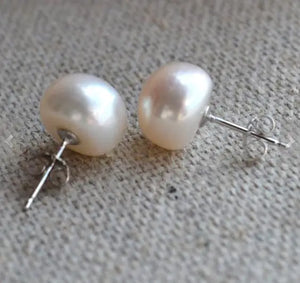 11mm Freshwater Pearl Stud Earring in S925 Silver