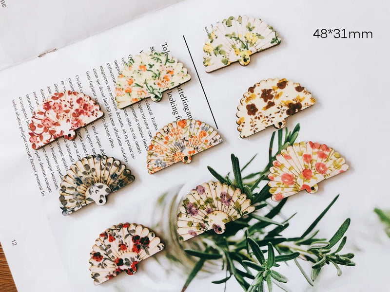 Arrival Floral Fan Shape Wooden Necklace Pendants Earring DIY Charms 70pcs