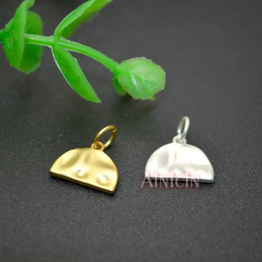 Rugged Half Round 9x11mm Silver Tags Charms 20pcs/lot
