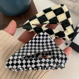 Retro 7.3cm Triangle Hollow Hair Clip Claw High Gradient Acetic Acid Shark Clip