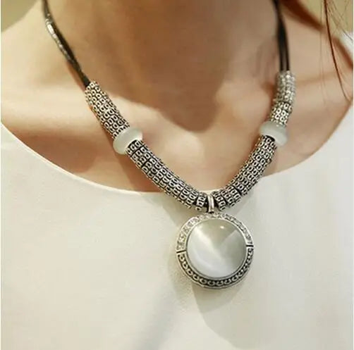 Women Pendant Necklaces/Designer Women Necklace