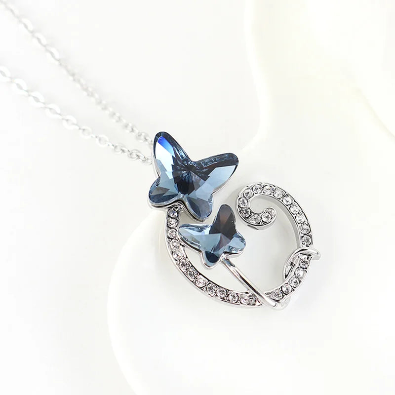 Butterfly Pendant Necklace Crystal Silver Circle Collar Jewelry