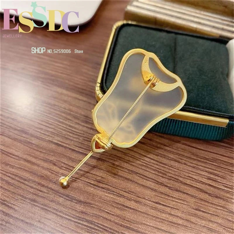 Chinese Style Gold-plated Crystal Fan Brooch Gift for Elders
