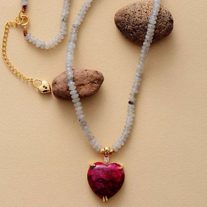 Natural Stones Red Heart Pendant Necklace Women Choker Collar Jewelry