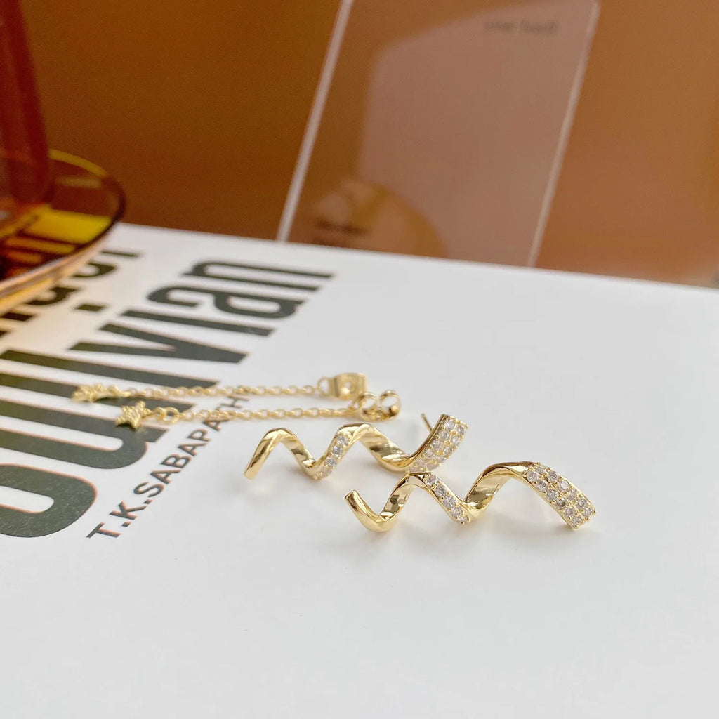 14K Spiral Chain Star Stud Earrings with Zircon
