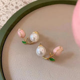 Elegant 8-9mm South Sea Pearl Flower Earrings 925S
