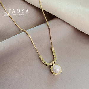 Sense Chain Pearl Pendant Necklace