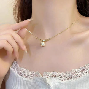 Sense Chain Pearl Pendant Necklace