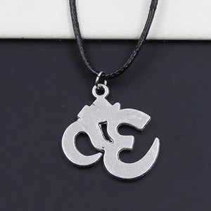 Faux Leather Om Pendant Choker Necklace