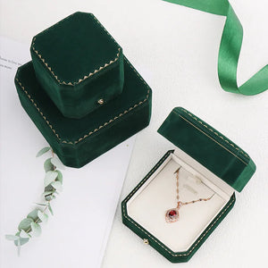 Green Flannel Jewelry Packaging Bulk Case