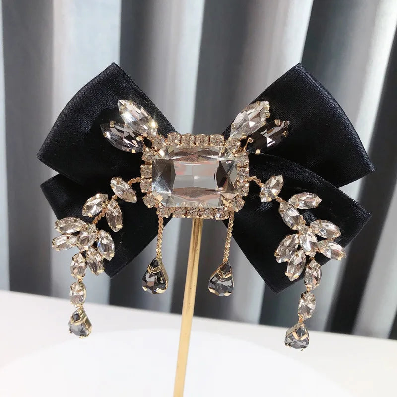 Rhinestone Tassel Bow Tie Brooch British Style Vintage Brooches