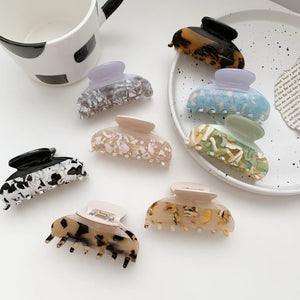 Stylish Two-Color Hair Clip Claws High Floral Pattern for Girls