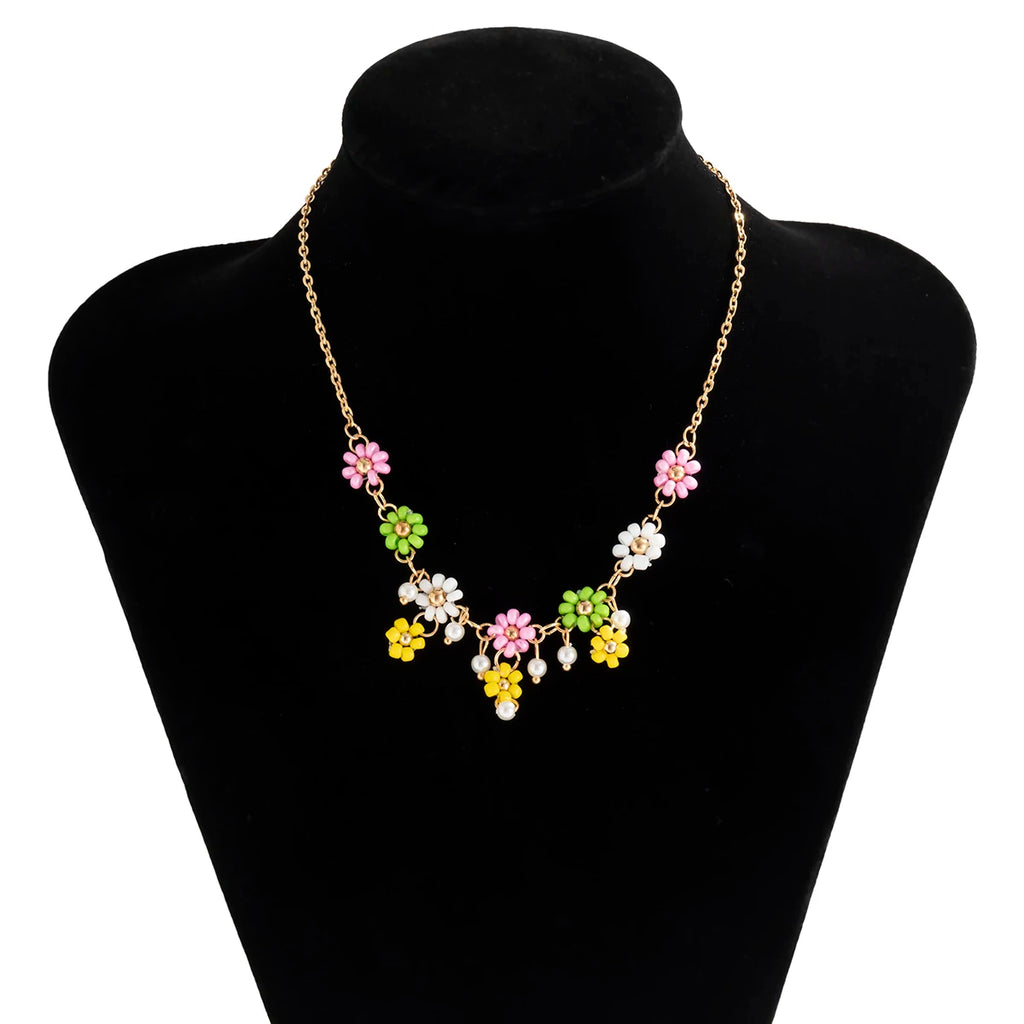 Colorful Flowers Pendant Necklace for Women Girls Short Clavicle Chain