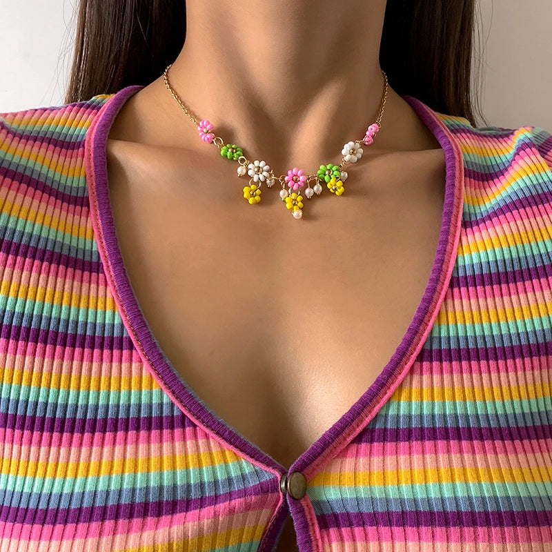 Colorful Flowers Pendant Necklace for Women Girls Short Clavicle Chain