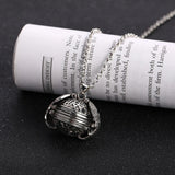 Retro Style Wing Pendant Necklace with Photo Box Aromatherapy Pendant
