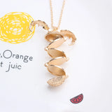 Retro Style Wing Pendant Necklace with Photo Box Aromatherapy Pendant