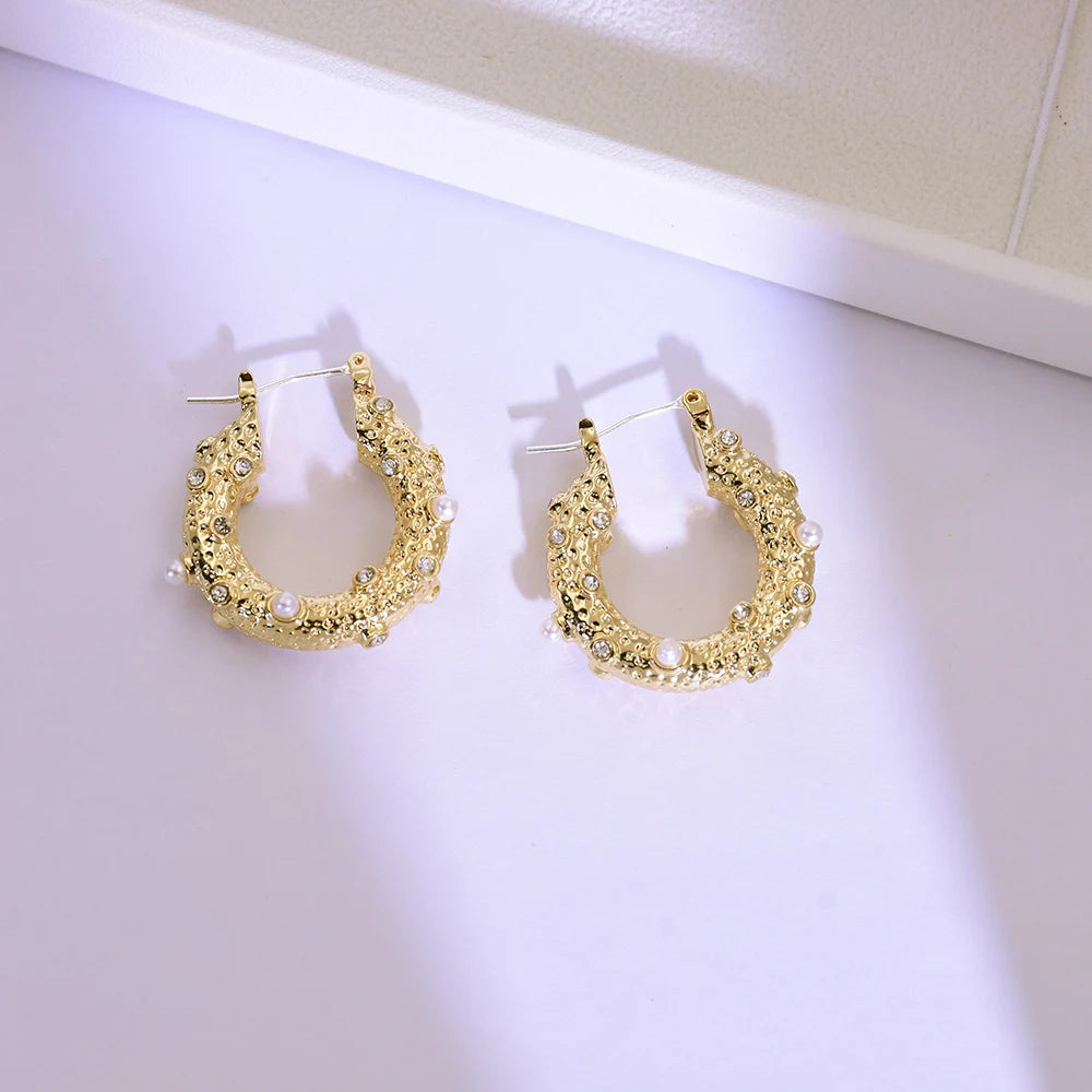 Vintage U-Shaped Pearl Earrings for Women