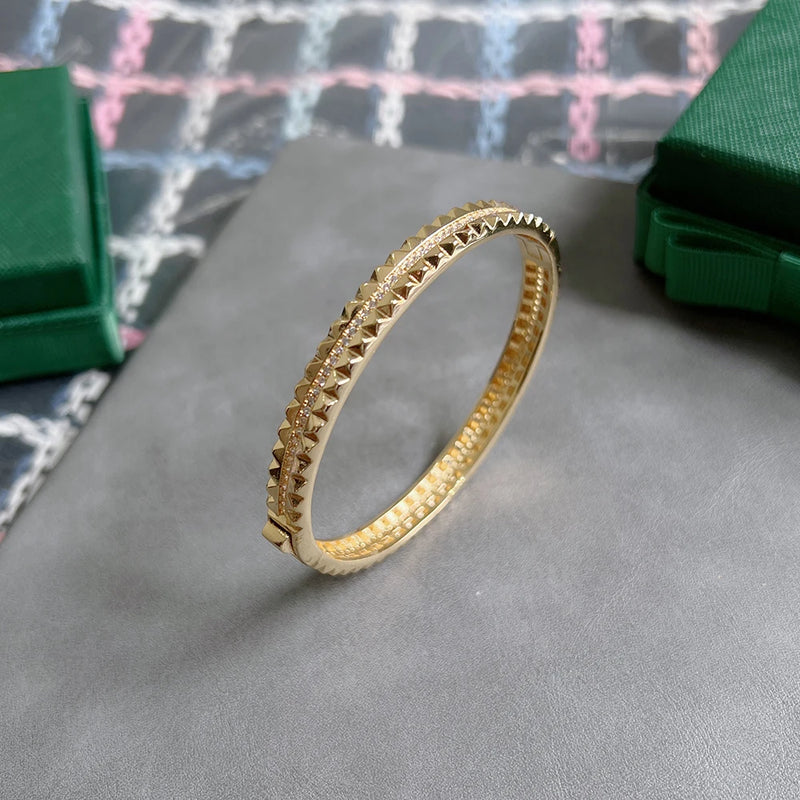 Classic Round Bangle Jewelry for Women