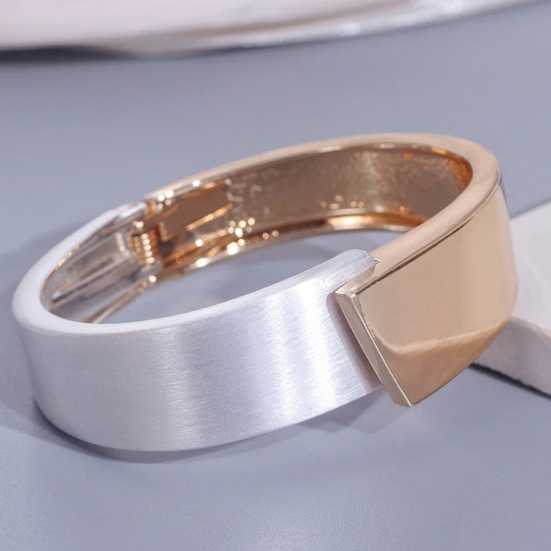 Geometric Round Women's Bracelet Bangle Metal Cuff Bangles