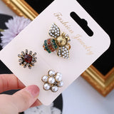 Retro Pearl Crown Brooch Pin Set