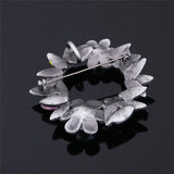 Zinc Alloy & Pearl Brooch Scarf Buckle for Women Party