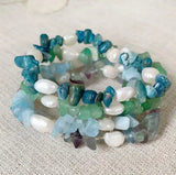 Baroque Freshwater Pearl Bracelet with Crystal Chips Stone