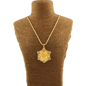 Flower Design Pendant Necklace for Women Girls
