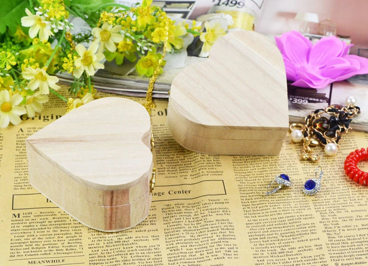 Heart-Shaped Wooden Ring Storage Box Jewelry Case 9*10*4Cm
