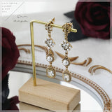 Retro Metal Jewelry Rack for Necklace Earrings Pendant