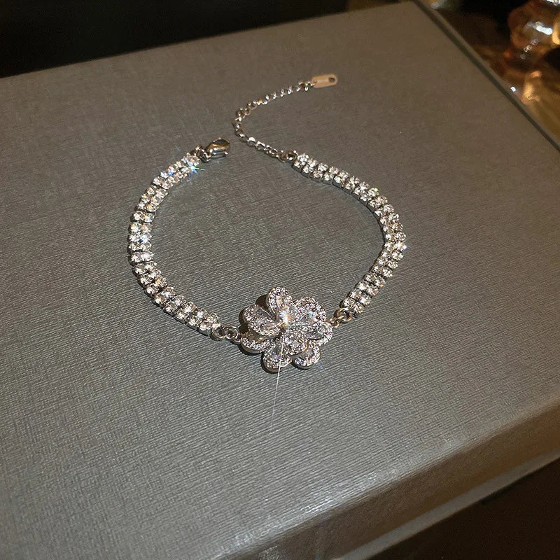 Korea Flower Bracelet Temperament Joker Bracelet Ladies Banquet Jewelry
