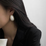 Korea Retro Geometric Pearl Stud Earrings for Women Vintage Big Simulated Pearl