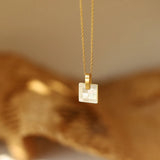 Shell Pendant Necklace Choker Jewelry Golden Stainless Steel for Women