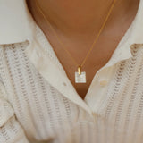 Shell Pendant Necklace Choker Jewelry Golden Stainless Steel for Women