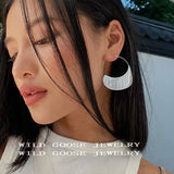 Smooth Crooked Moon S925 Silver Earrings For Women