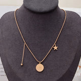 Queen's Head Round Sign Star Pendant Necklace