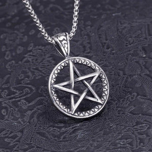 Retro Star Hollow Pendant Necklace Men's Jewelry