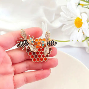 Personalized Hollowed Out Enamel Honeycomb Brooch Bee Pin