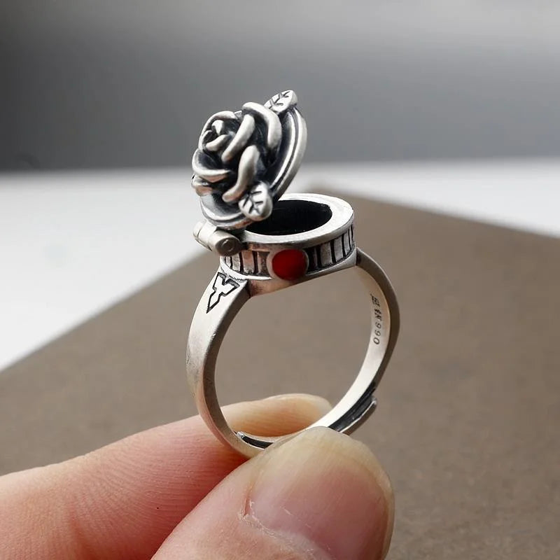 Vintage Silver Ring with Box - Rose Design