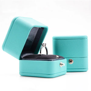 Romantic Leather Jewelry Display Ring Box Pendant Holder Gift