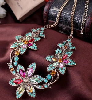 Bohemian Flower Stone Beads Chunky Choker Necklace