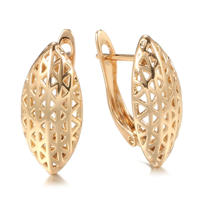 Vintage 585 Rose Geometric Hollow Oval Earrings