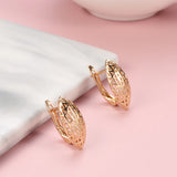 Vintage 585 Rose Geometric Hollow Oval Earrings