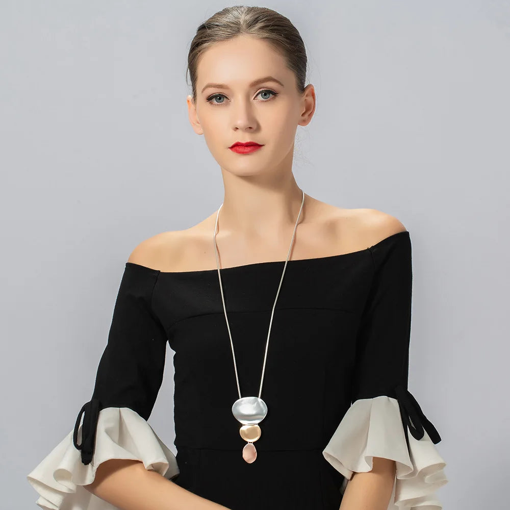 Gold/Silver/Rose Round Pendant Long Necklace For Ladies