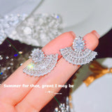 Summer T-Drill Fan Stud Earrings Women High Carbon Diamond Earrings Jewelry Gift