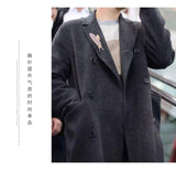 Temperament Feather Brooch for Men Rhinestone Suit Lapel Pin