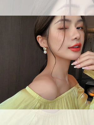 Pearl Stud Earrings for Women Classic Wedding Jewelry