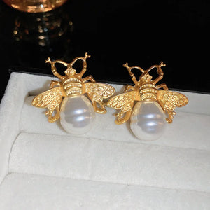 French Retro Oval Pearl Stud Earrings Vintage Jewelry