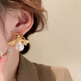 French Retro Oval Pearl Stud Earrings Vintage Jewelry